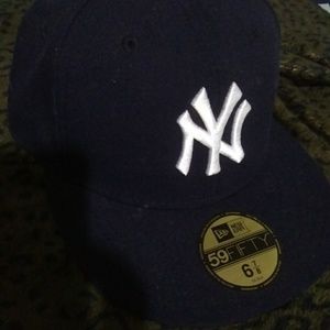 Yankees fitted cap